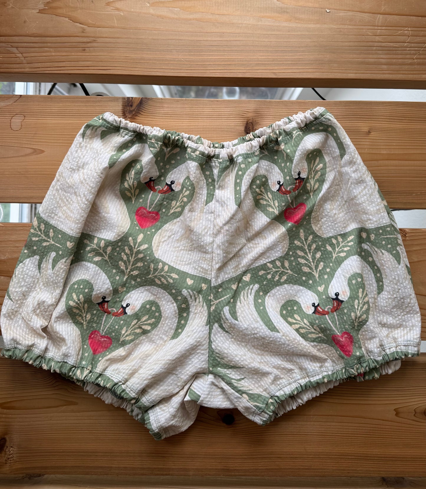 A Green Love Birds Bloomers set