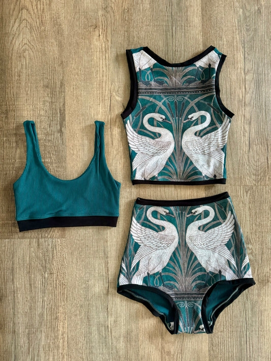 A Swan Song Three Piece Set