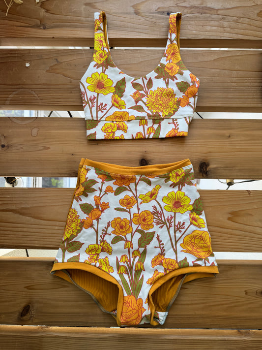 A Golden Meadow set