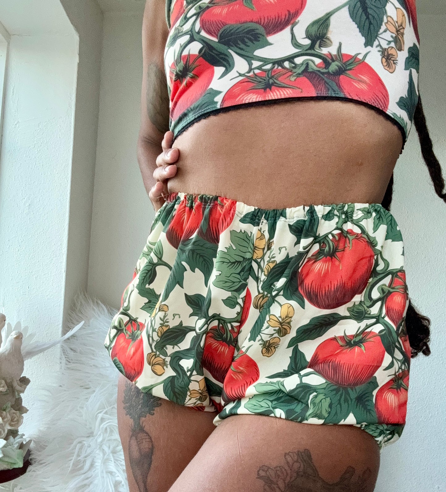 Tomato Shawtys