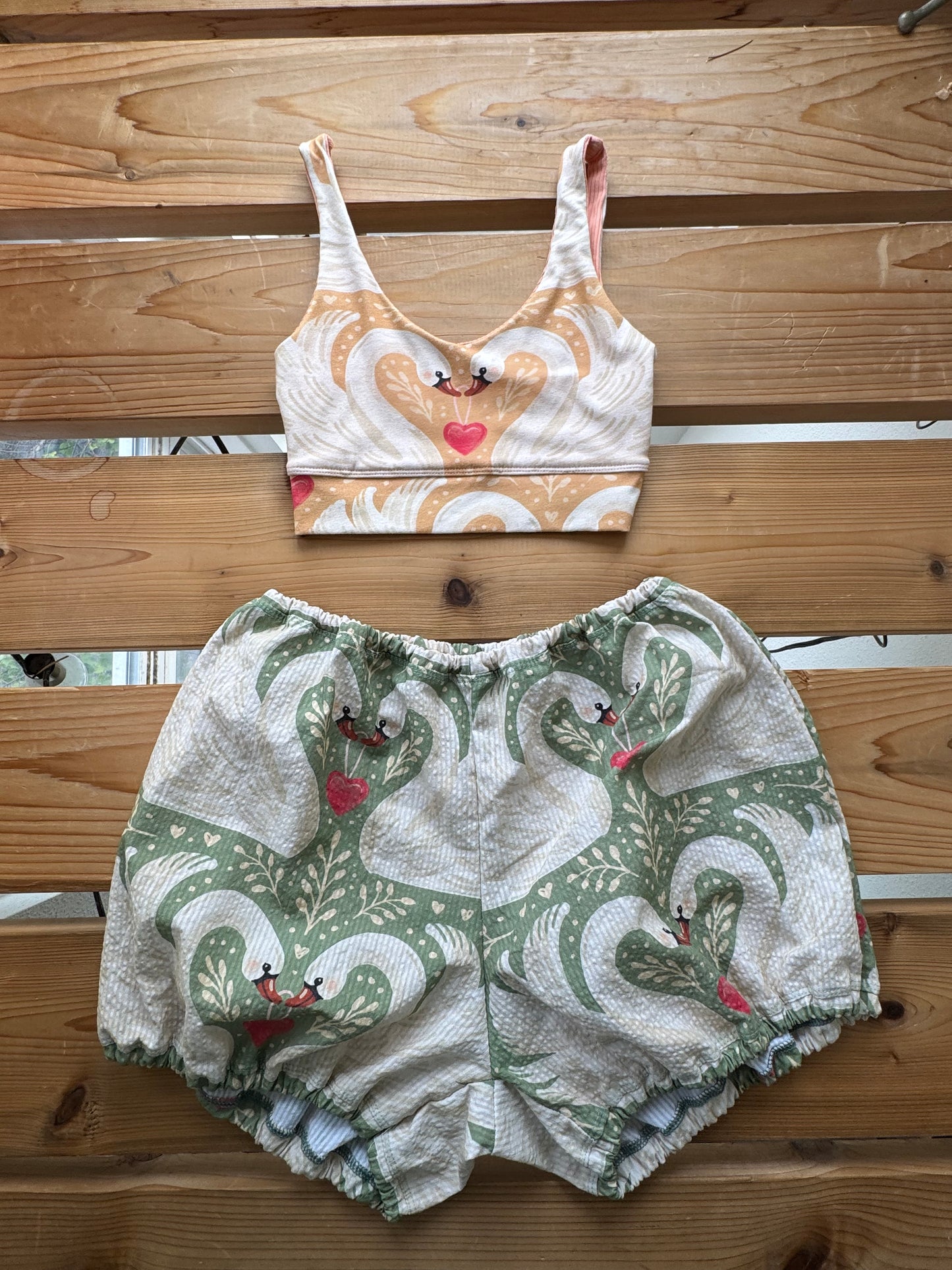 A Green Love Birds Bloomers set
