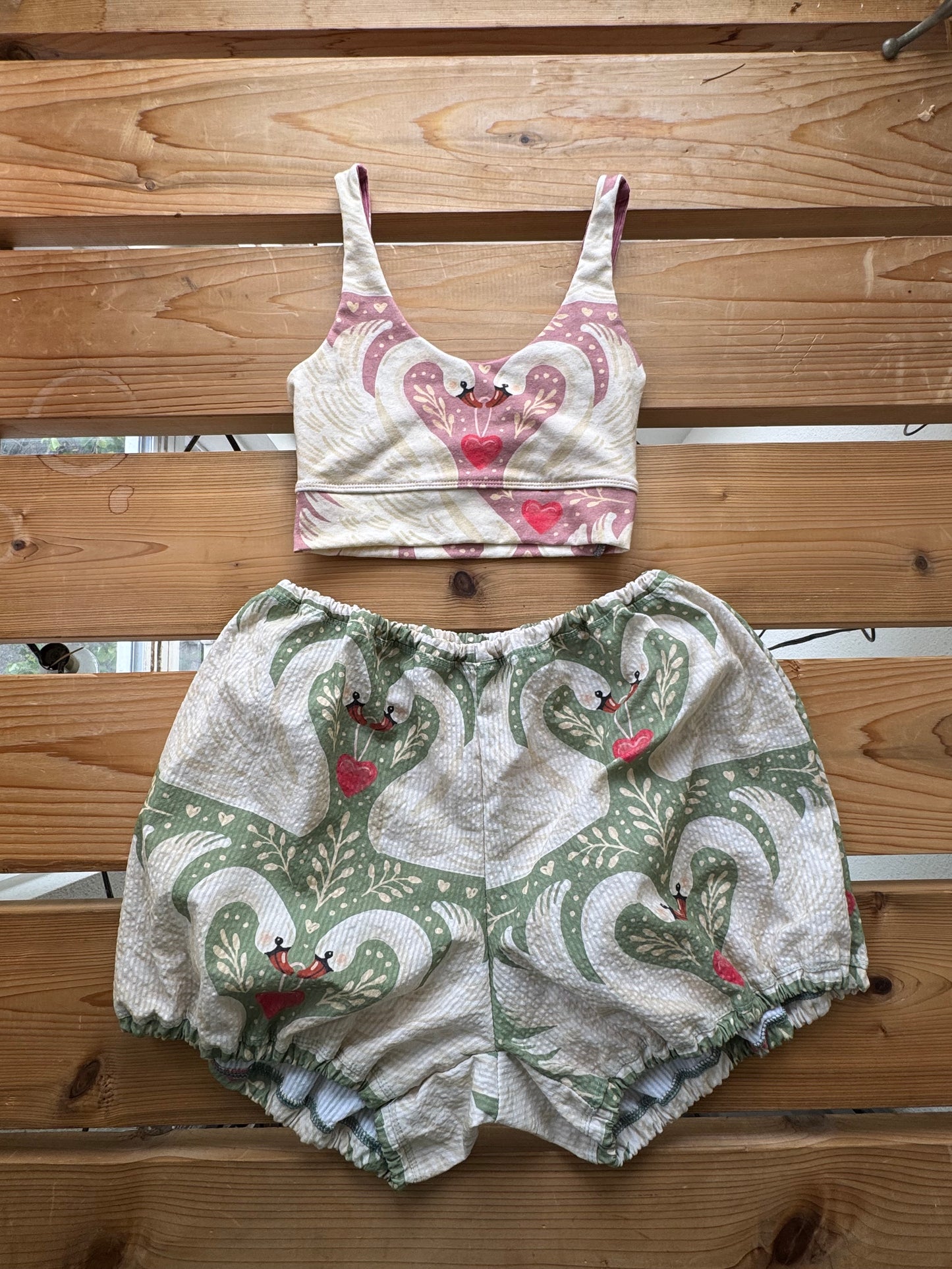 A Green Love Birds Bloomers set
