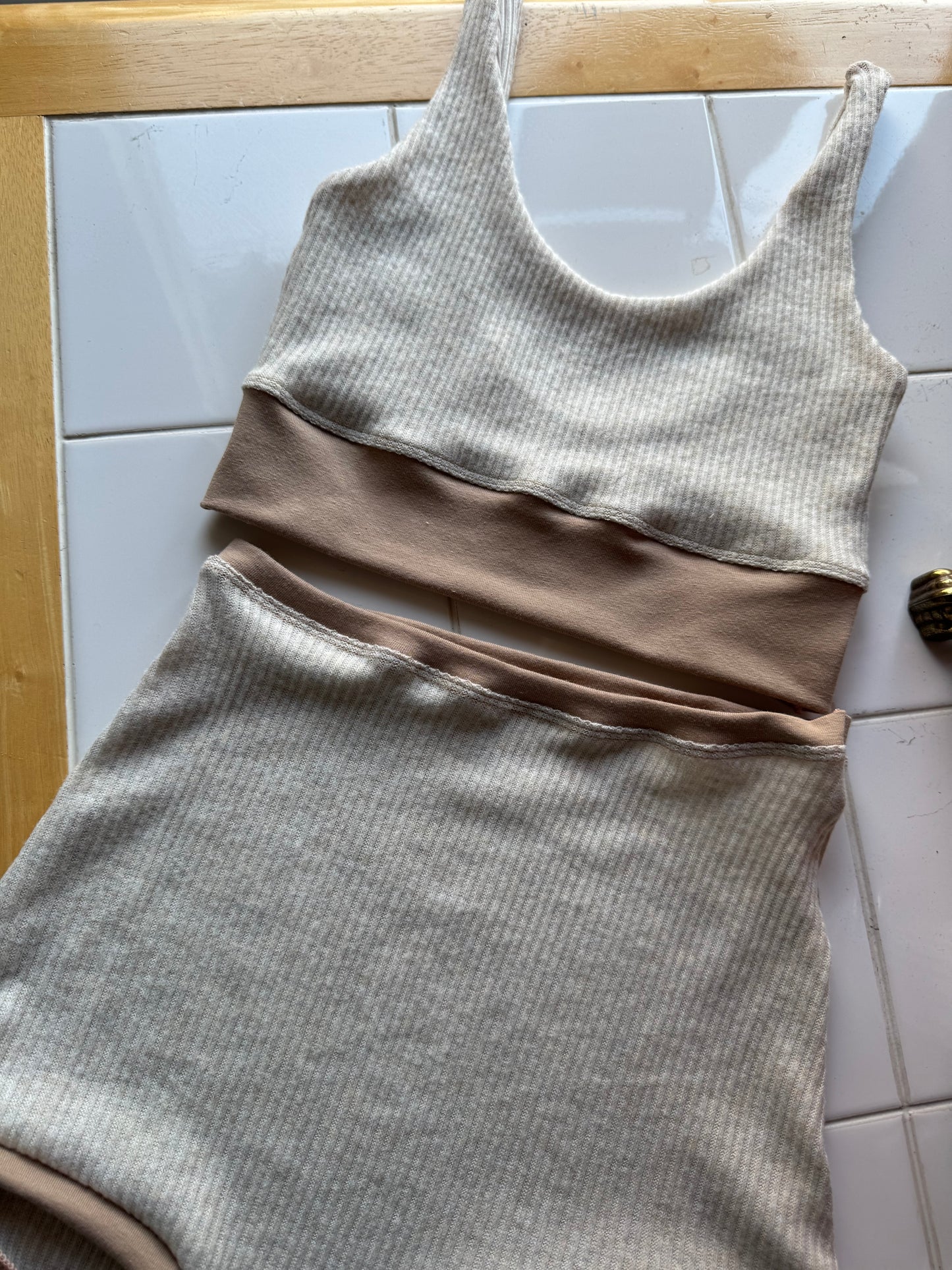 Snuggle Soft Set in Beige